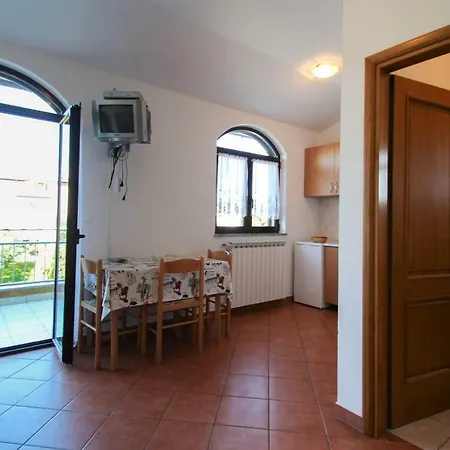 Dario Apartmán *